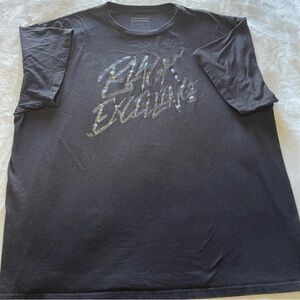 Authentic Men’s Sean John T-Shit
2XL
Black